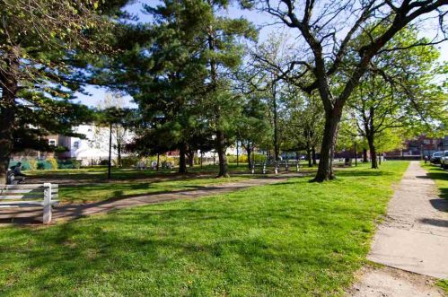 11 Gregg Ln, Bayonne NJ  07002-3706 exterior