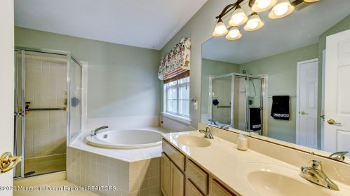 23 Morning Glory Ln, Lakewood NJ  08701-5718 exterior