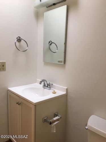 4015 Lazy Palm Dr, Tucson AZ 85730-3816 exterior