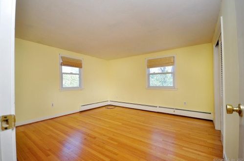 55 Foster Ln, Windsor CT exterior