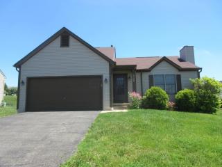 1766 Tecumseh Dr, Lancaster, OH 43130-8155