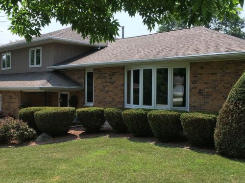1504 Mailand Dr, Manitowoc, WI 54220-8762
