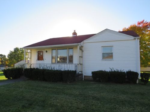 1141 Roosevelt St, New Castle, PA 16101-3042