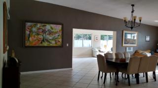 665 175th St, Miami, FL 33162-2027