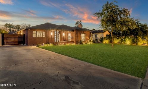 1812 11th Ave, Phoenix AZ  85007-1714 exterior