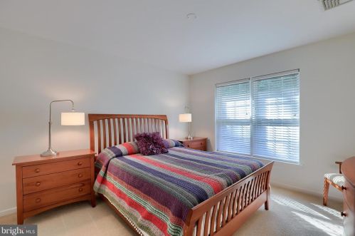 34 Red Leaf Ln, Lancaster PA 17602-7000 exterior