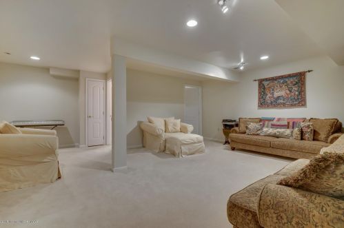 168 La Quinta Ct, Holmdel Village NJ  07733-2536 exterior