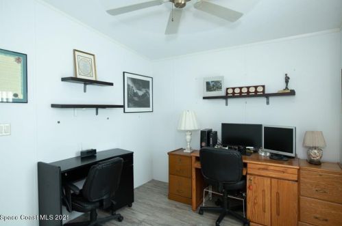 949 Wren Cir, Sebastian FL  32976-7508 exterior