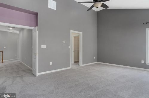 22476 Dinah Pl, Leesburg VA 20175-4808 exterior