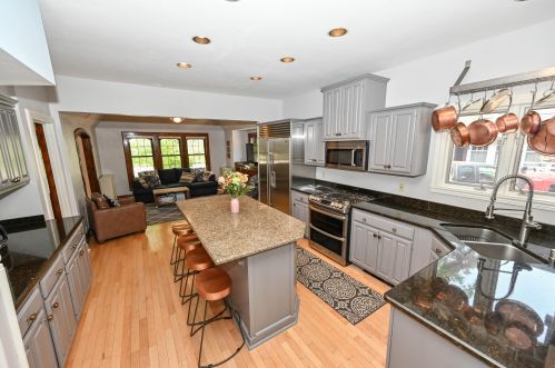 550 68, Milwaukee WI 53214-0016 exterior