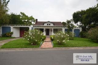 208 Sunset Dr, Brownsville TX  78520-7314 exterior