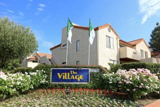 23700 Valle Del Oro, Santa Clarita CA  91321-3167 exterior