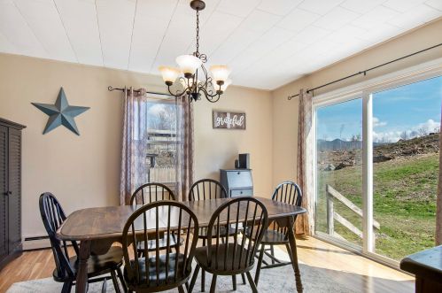 72 1st St, Northumberland NH  03582-4168 exterior