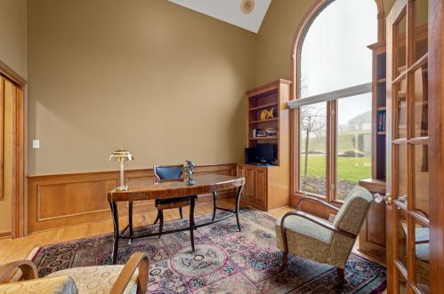 1018 Old Orchard Dr, Gibsonia PA  15044-6080 exterior