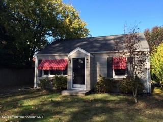 43 Morris Ave, Belford, NJ 07718-1550