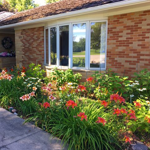 5211 Washburn Rd, Waterloo IA  50701-9111 exterior