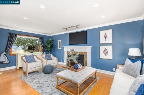 2175 Norse Dr, Concord CA 94523-1848 exterior