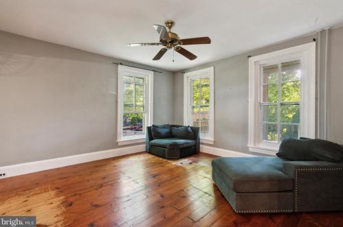 127 Bellevue Ave, Langhorne PA 19047-5264 exterior