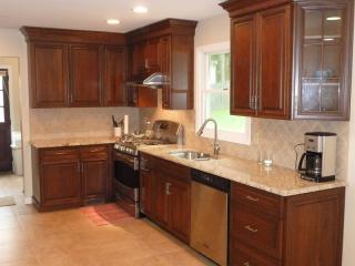 120 Spring Ridge Dr, Berkeley Heights NJ  07922-2027 exterior