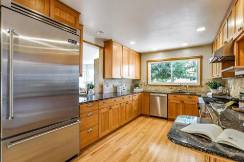 4779 Castlewood Dr, San Jose CA 95129-2258 exterior