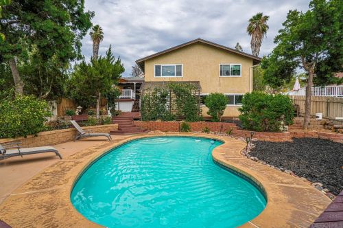 8454 Vista Del Cajon Pl, Lakeside CA  92040-5521 exterior