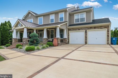 27 Catherine Ct, Bear, DE 19701-2298