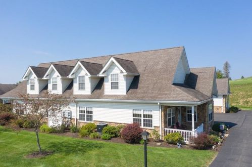 321 Saddlebrook Rd, Gibsonia, PA 15044-7809