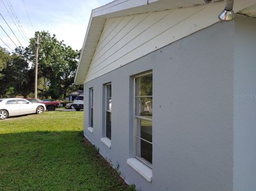 5421 Simmons Rd, Lakeland, FL 33811-2647