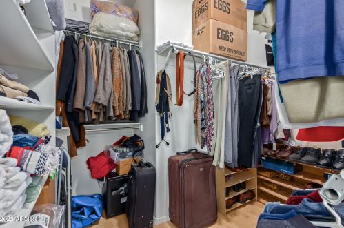 1492 Westchester Dr, Chandler AZ 85249-5091 exterior