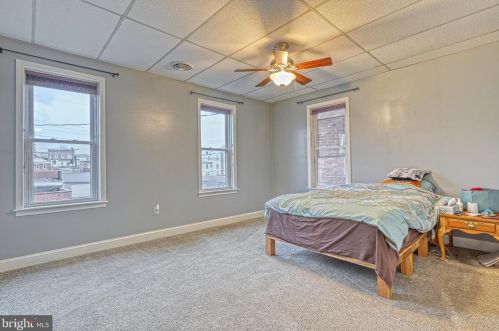 137 East St, Spring Grove PA  17362-1215 exterior