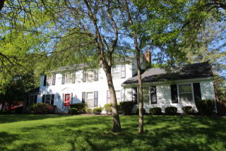 7 Harrison Cir, Pittsford, NY 14534-4108