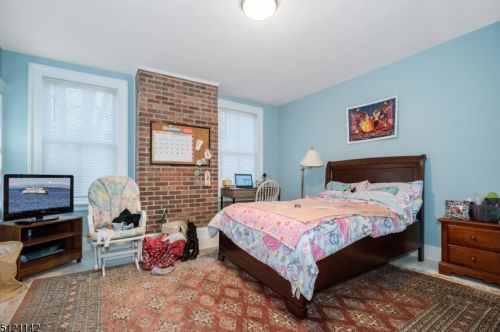 17 Hill St, Morristown NJ  07960-5328 exterior