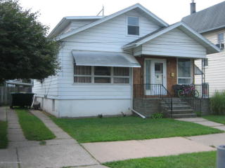 56 2nd Ave, Wilkes Barre, PA 18704-5718