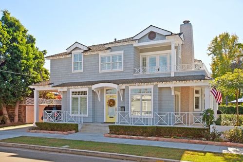 900 2nd St, San Diego, CA 92118-1308