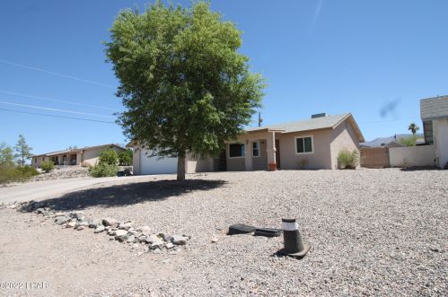 3472 Shawnee Ln, Lake Havasu City, AZ 86404-3538