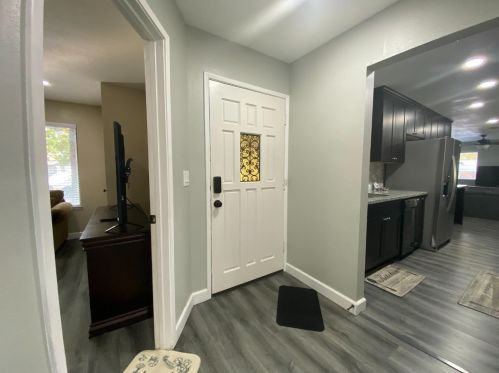 1609 Marty Ct, Modesto CA  95350-0514 exterior