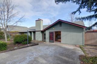 950 Tolman Creek Rd, Ashland, OR 97520-1461