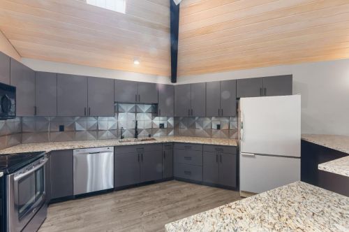 4156 Oakmont, Crown Point IN 46307-8958 exterior