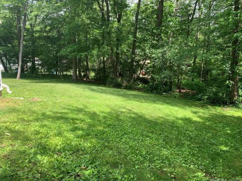 203 Hickory Hill Rd, New Britain CT  06052-1009 exterior