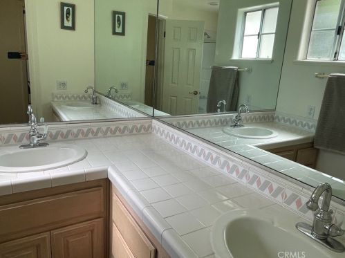 2401 Rockefeller Ln, Redondo Beach CA  90278-3806 exterior