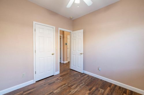 8686 White Peacock Way, Elk Grove CA  95624-3701 exterior