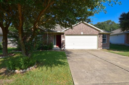 7729 Little Deer Trl, Georgetown TX  78628-3705 exterior