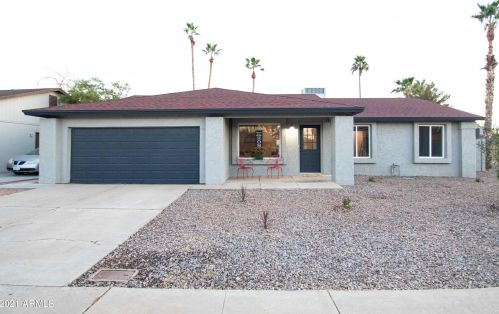 720 Kilarea Ave, Mesa, AZ 85210-6815