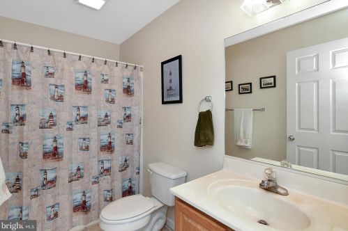 2922 Independence Dr, Montross VA  22520-8844 exterior