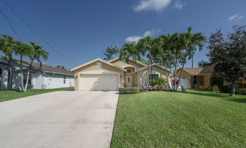 6479 Robinson St, Jupiter, FL 33458-6630