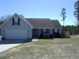527 Northwoods Dr, Raeford, NC 28376-5864
