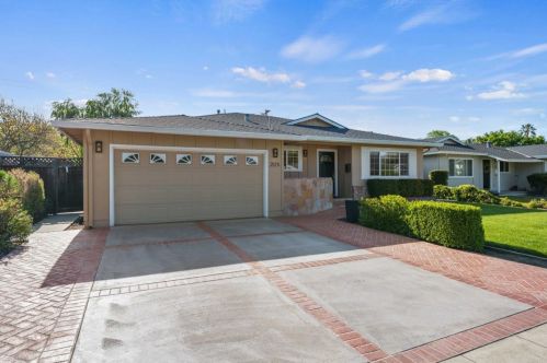 2125 Abbey Ln, Campbell, CA 95008-3923