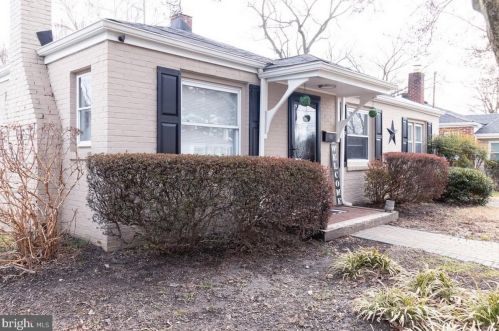 209 Harding Ave, Wilmington, DE 19804-3305