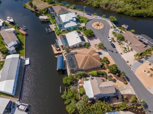 17841 Rebecca Ave, Fort Myers Beach FL  33931-3002 exterior