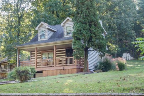 140 Resh Rd, Swartzville, PA 17569-9486